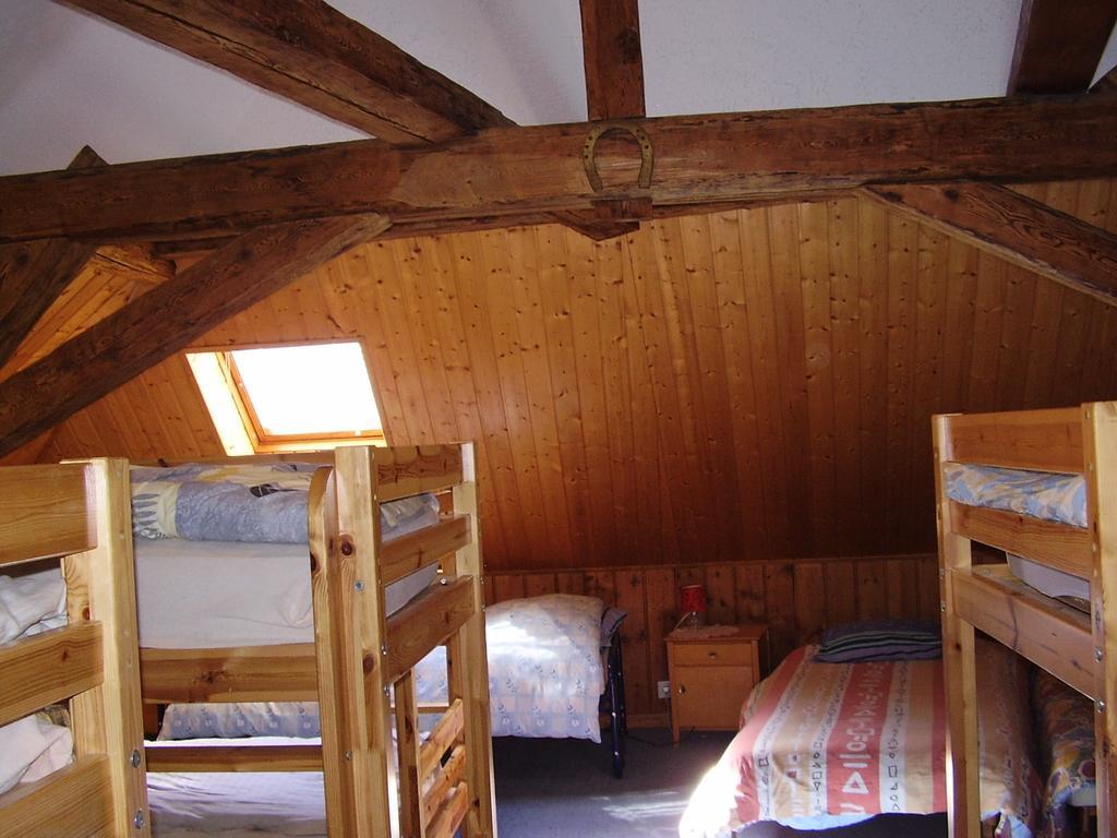 Les Alpes Hotel Finhaut Habitación foto