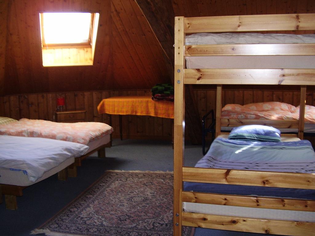 Les Alpes Hotel Finhaut Habitación foto